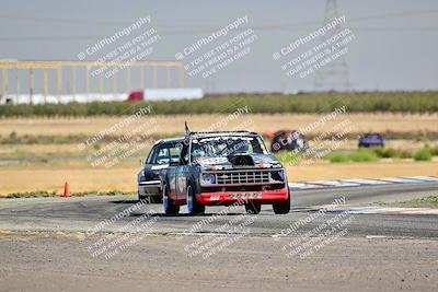 media/Sep-29-2024-24 Hours of Lemons (Sun) [[6a7c256ce3]]/Bus Stop (1145a-1215p)/